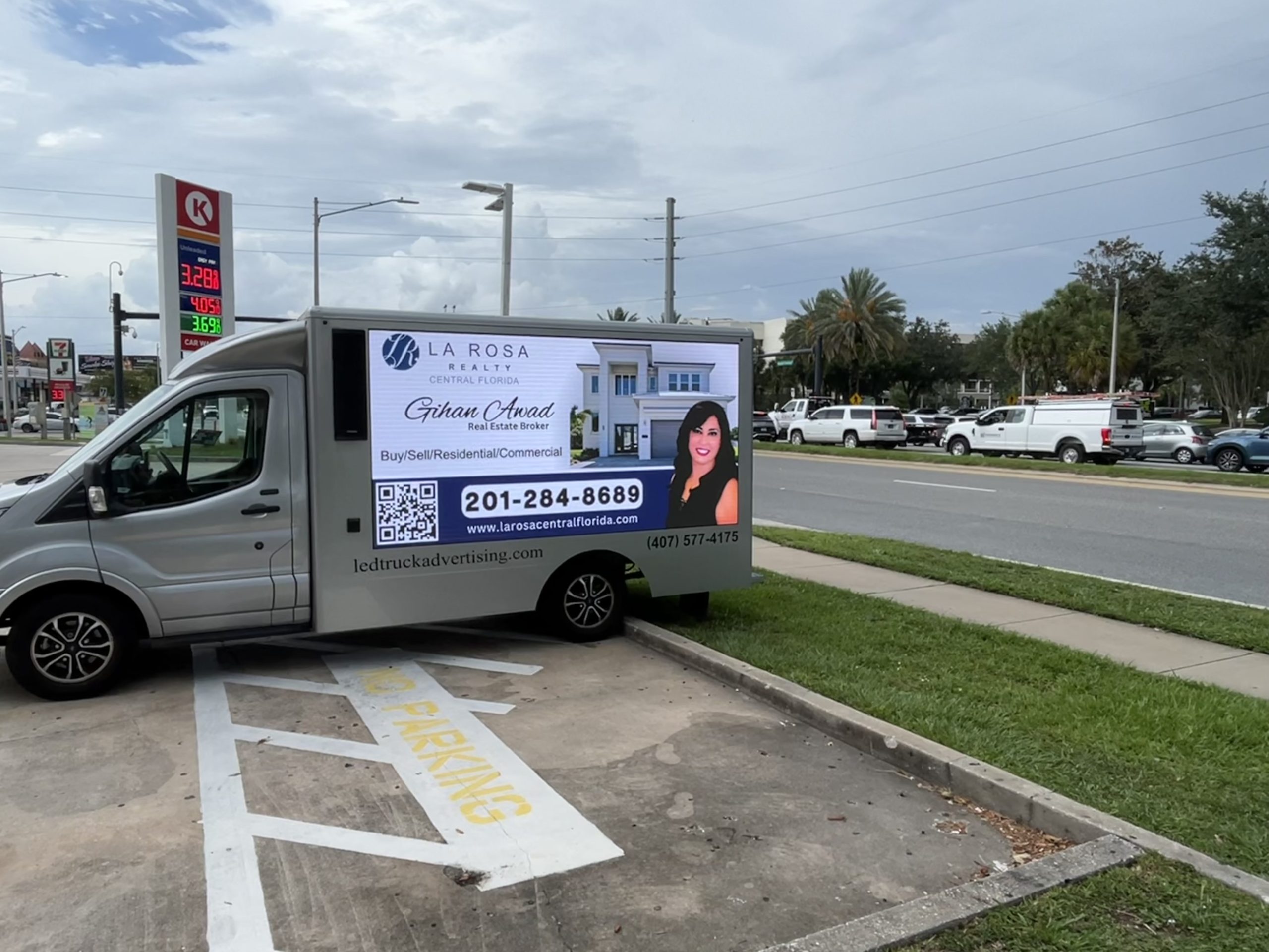 Interactive Experiences The Future of Digital Billboard Advertising in Orlando